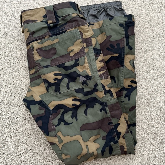Burton Other - Burton Camouflage Snowboarding Pants - Camo Insulated Winter Waterproof